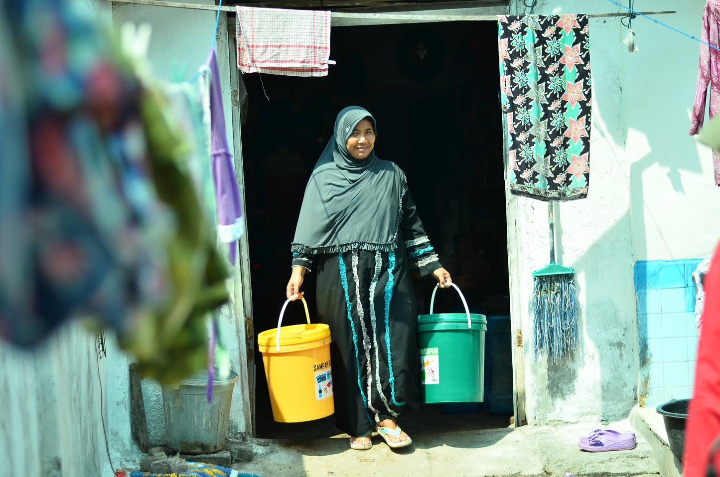 Collection of Mixed Plastics in Nguling, Indonesia (PWRS)