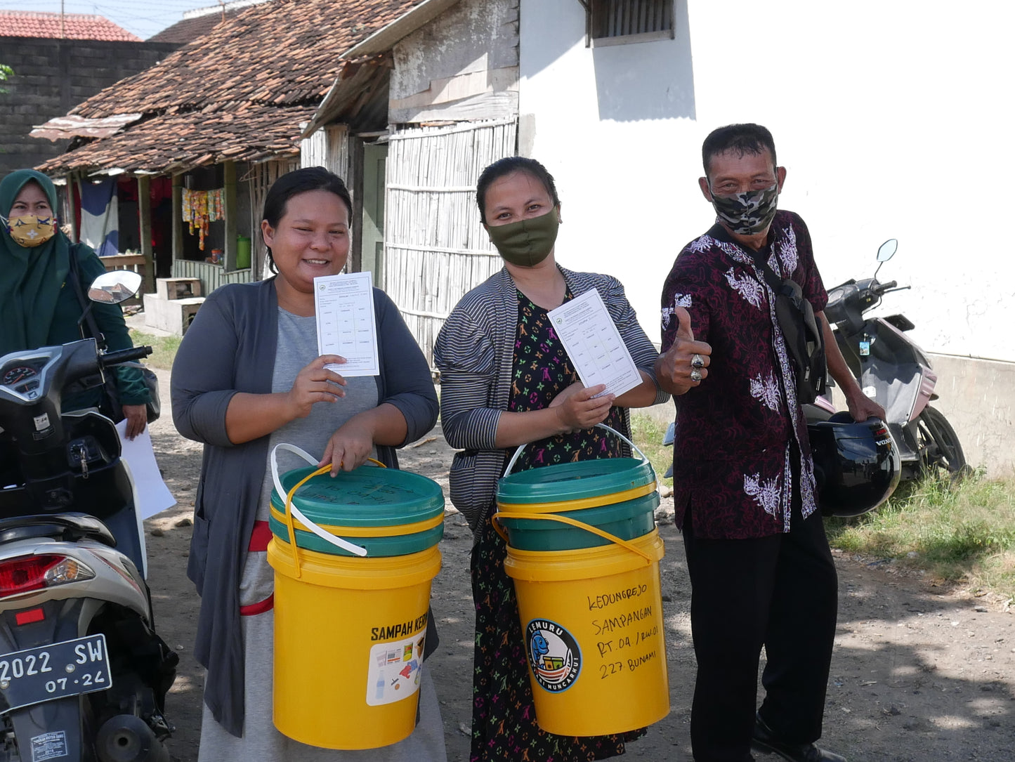 Collection of Mixed Plastics in Nguling, Indonesia (PWRS)