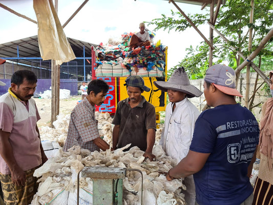 Collection of Mixed Plastics in Lekok, Indonesia (PWRS)