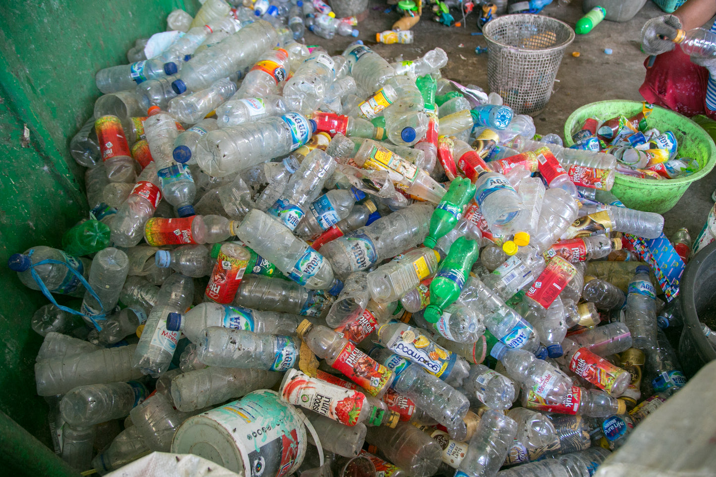 Collection of Mixed Plastics in Lekok, Indonesia (PWRS)