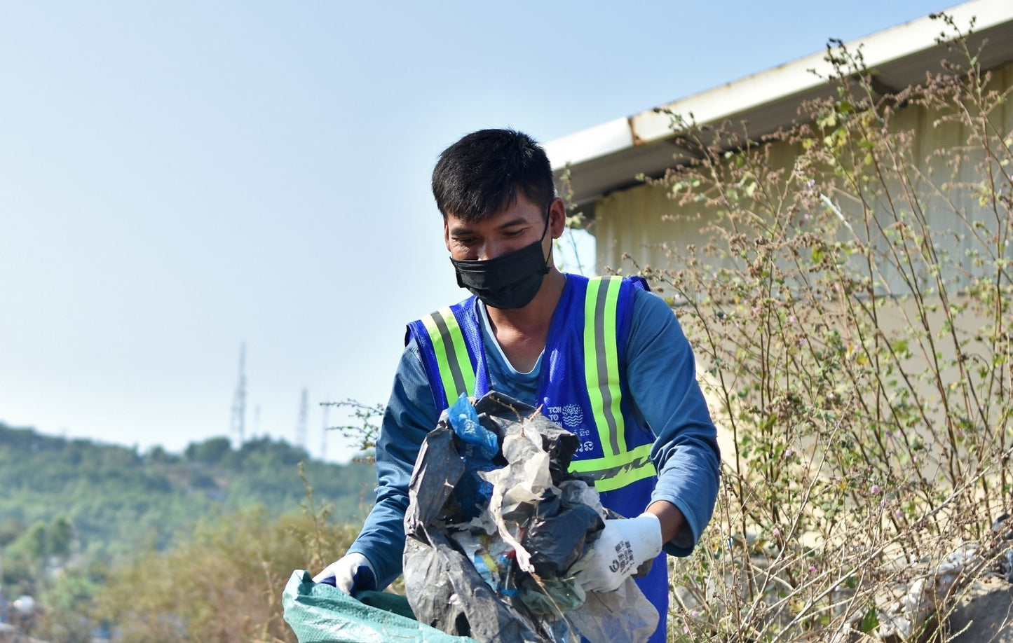 Community-based Collection and Upcycling of Non-Recyclable Ocean-Bound Plastics in Sihanoukville, Cambodia (OBP)