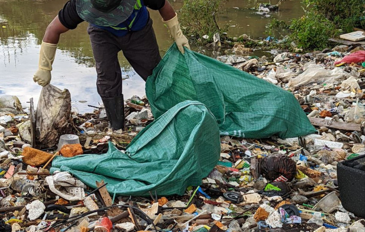 Community-based Collection and Upcycling of Non-Recyclable Ocean-Bound Plastics in Sihanoukville, Cambodia (OBP)
