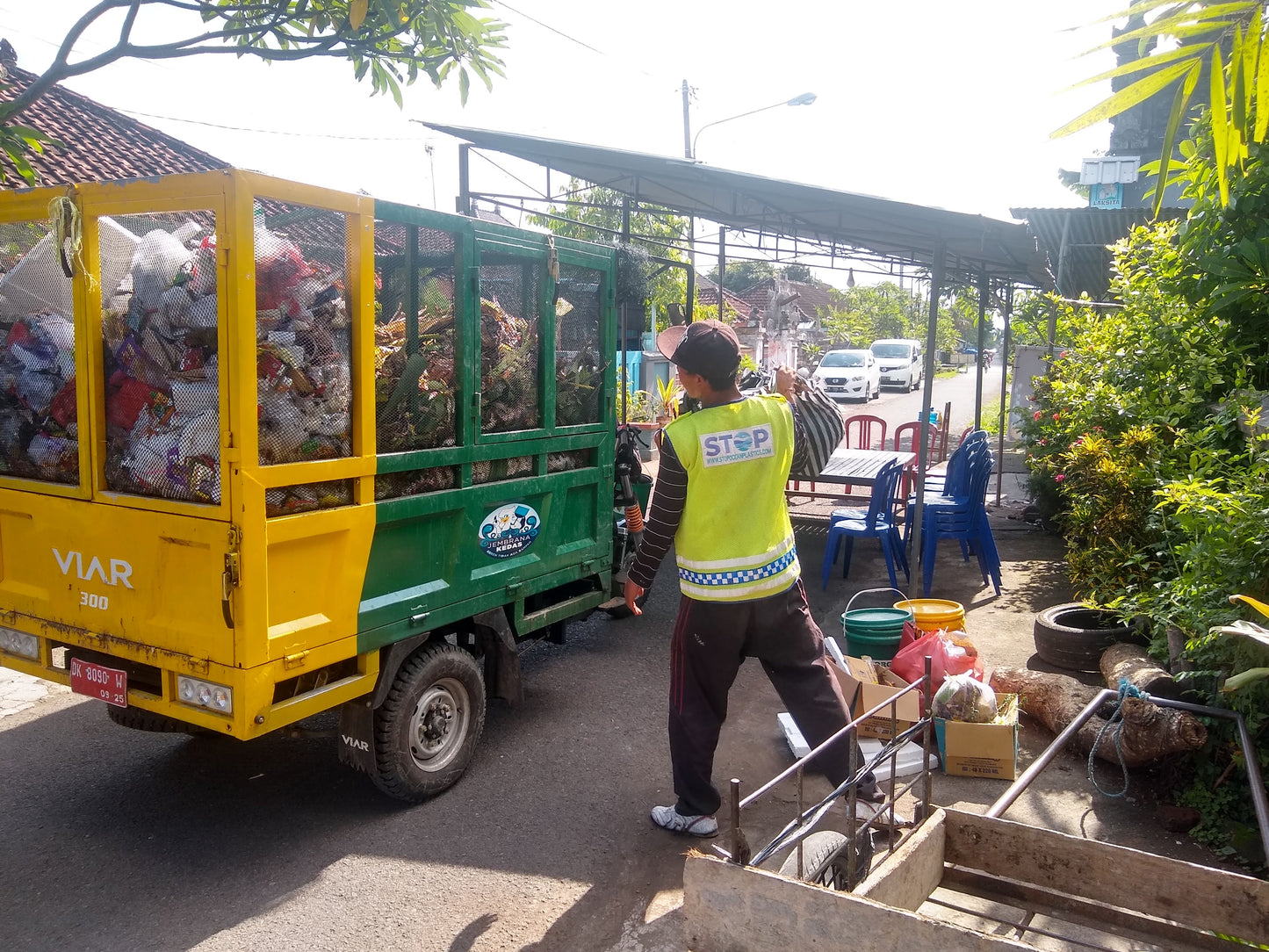 Collection of Mixed Plastics in Nguling, Indonesia (PWRS)
